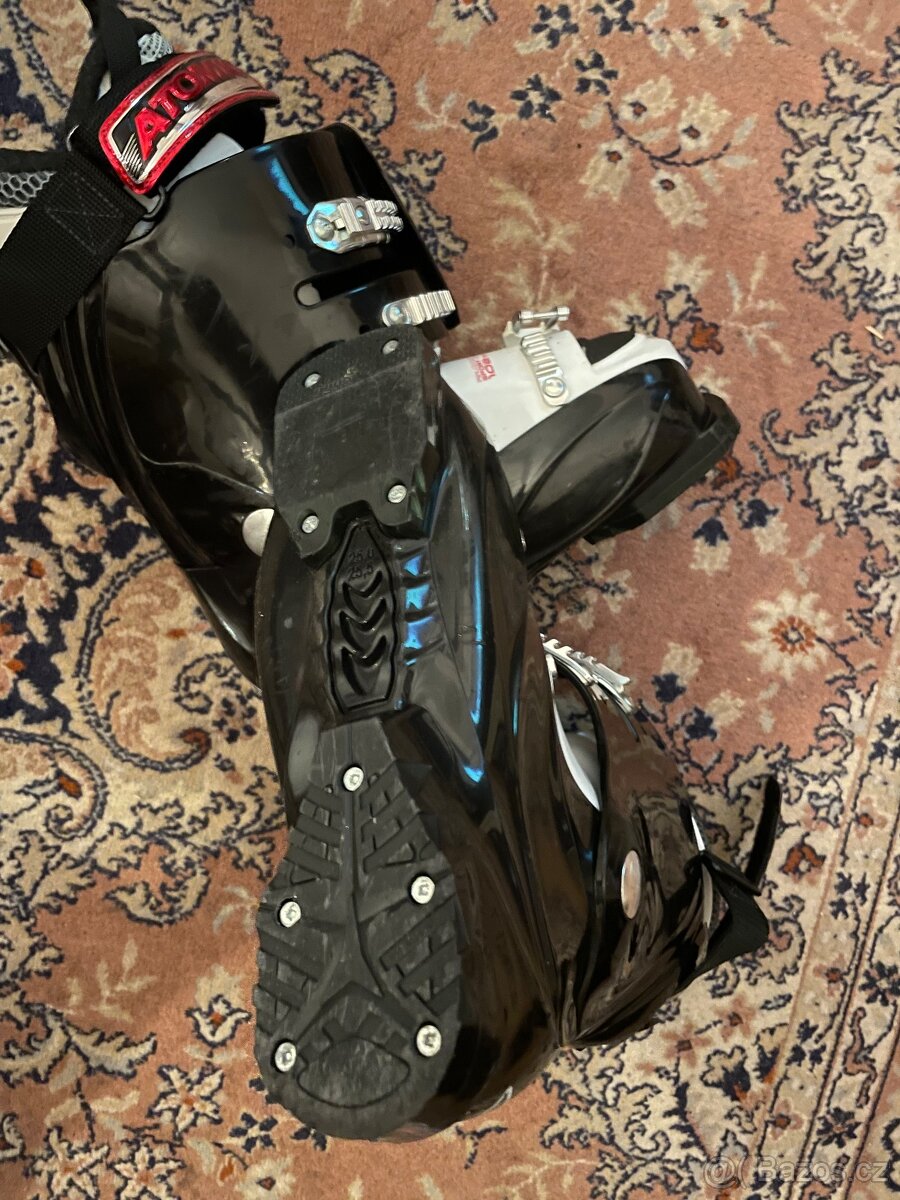 Lyžáky Atomic - 5
