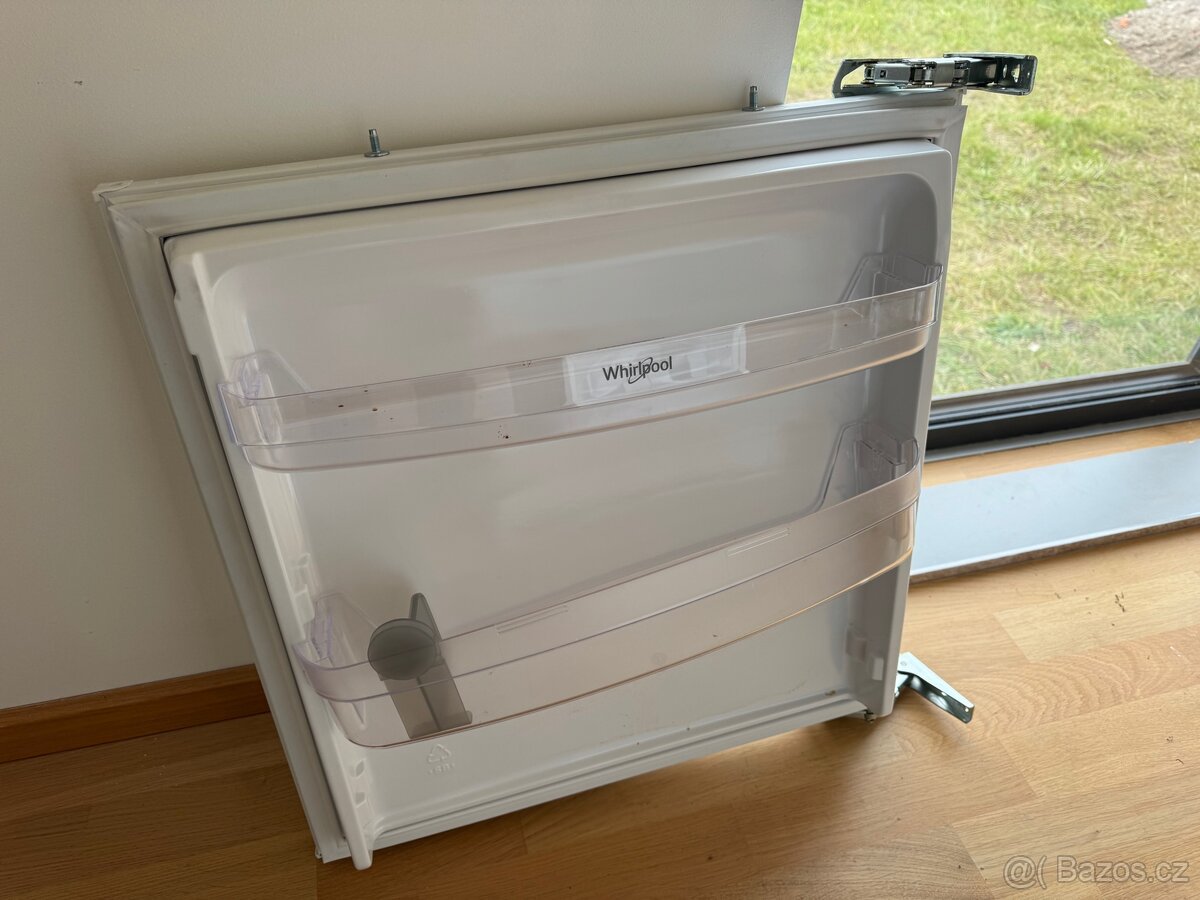 Vestavěná lednice Whirpool ARG 585 - 5