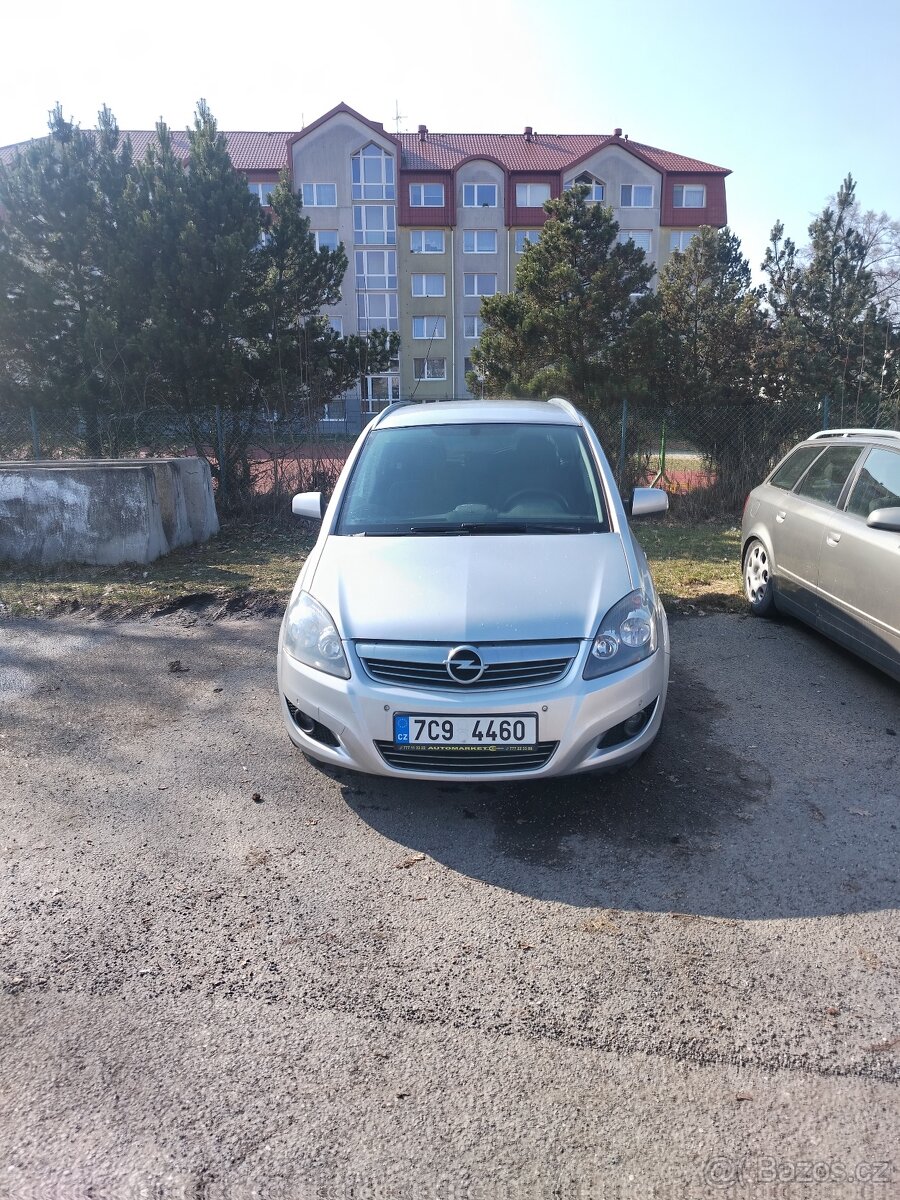 Opel zafira 2011 1.7 cdti - 5