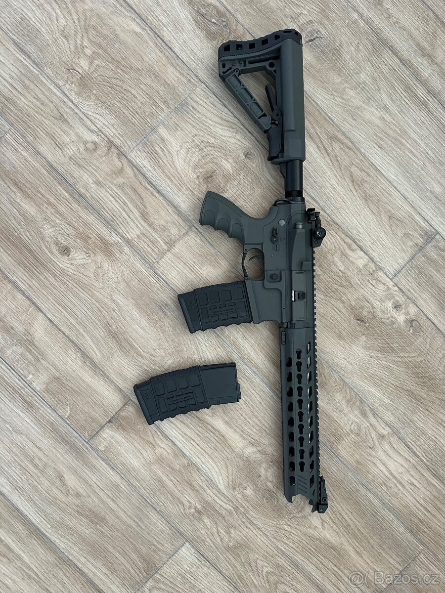 Prodám airsoft G&G predátora - 5