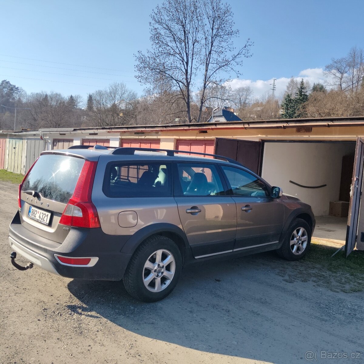 Volvo XC 70 AWD LEVNĚ - 5
