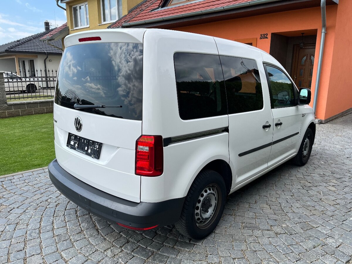 VW CADDY 2.O TDI 75KW 5 MÍSTNÉ 2019 - 5