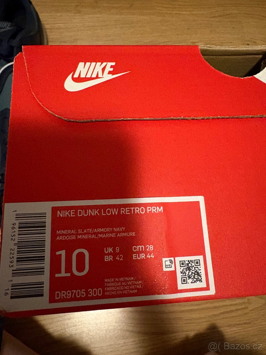 Nike Dunk Low Retro PRM - 5