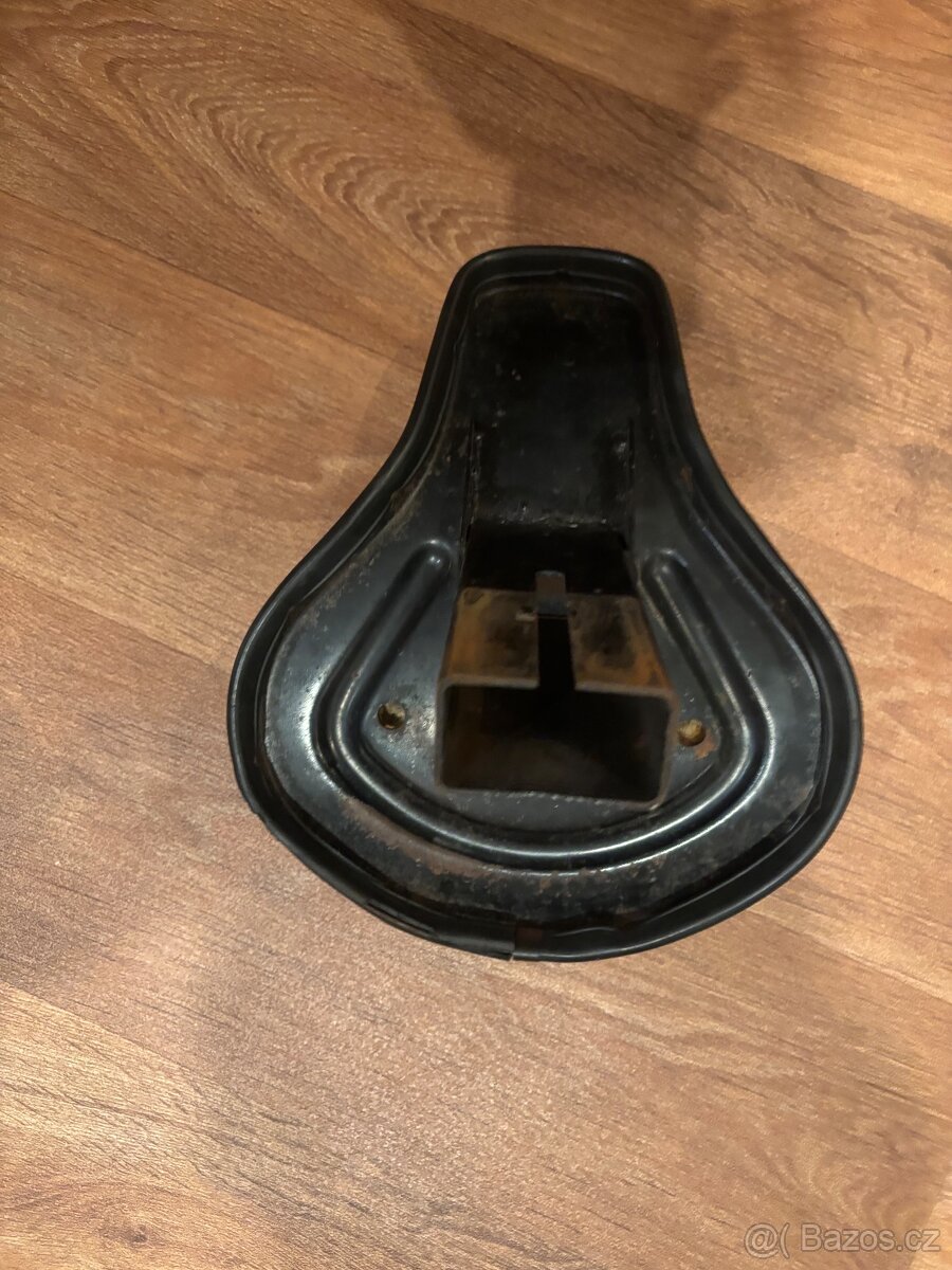 Sedlo Babetta 210 - 5