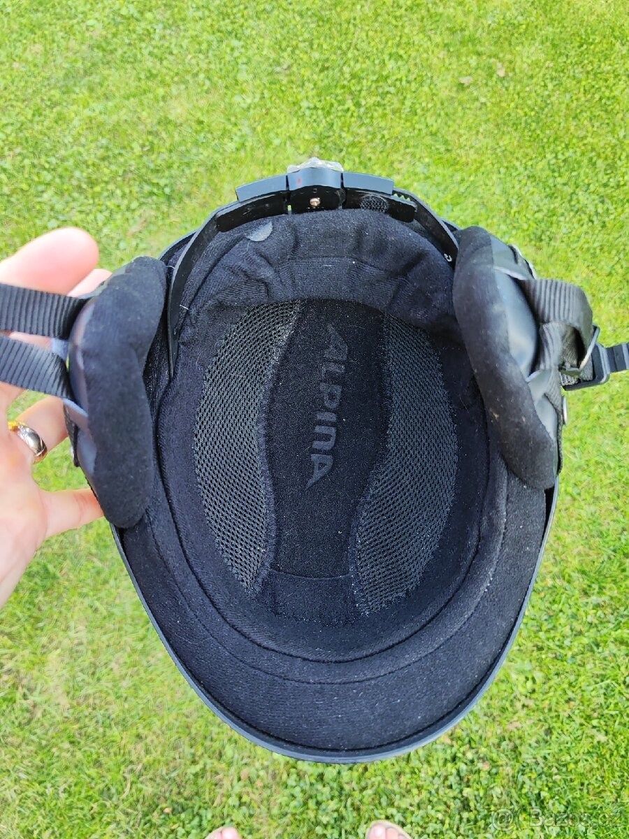 Helma na lyže, brusle - 5