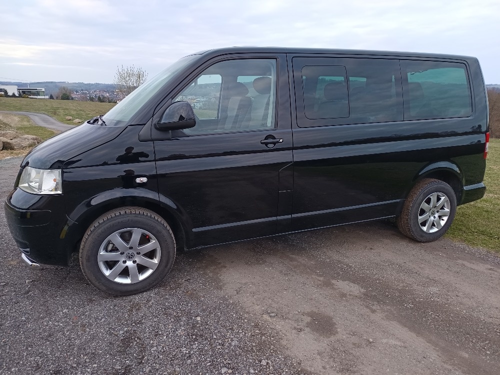 VW Multivan T5 2.5TDI 96 KW r.v.2009 7míst - 5