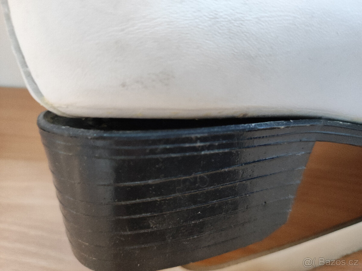 Krasobruslařské brusle vel. 44 - 5