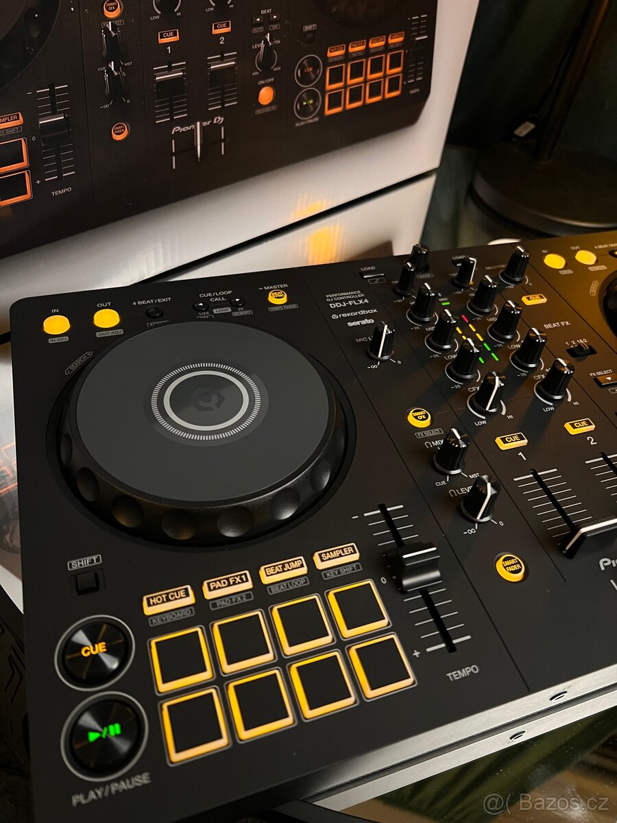 Prodám DJ kontrolér DDJ-FLX4 - 5