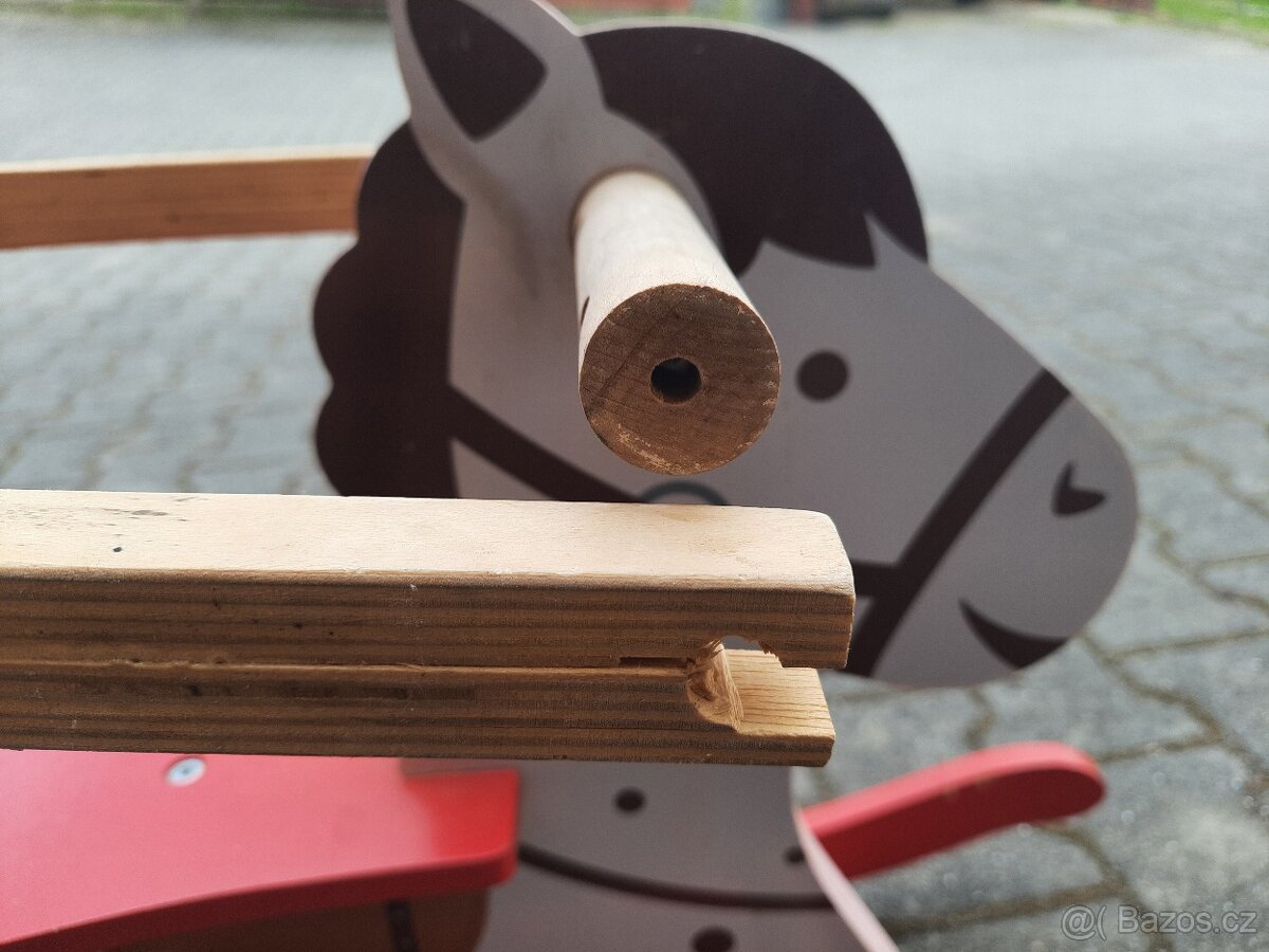 Dřevěný houpací kůň/koník - 5
