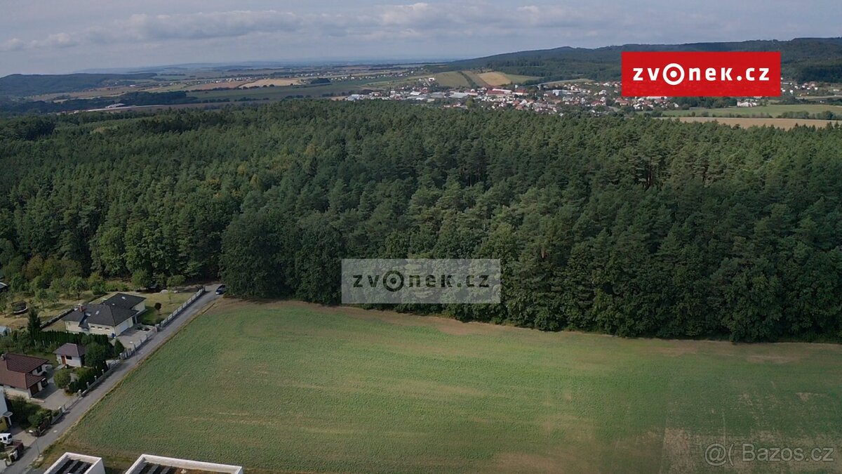 Výjimečný stavební pozemek u lesa Zlín - Velíková - 5
