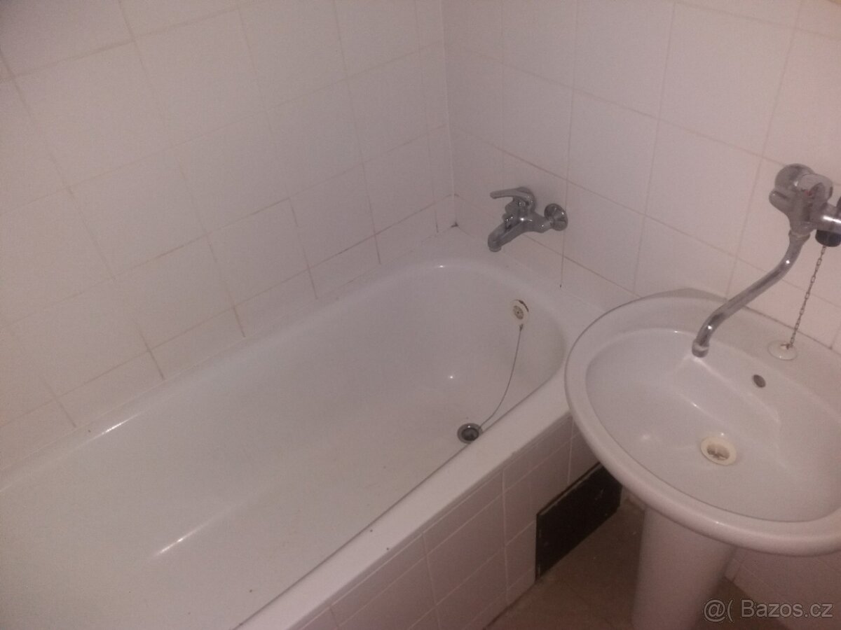 Pronájem bytu 2+1, ul. Nerudova, Jirkov - 5