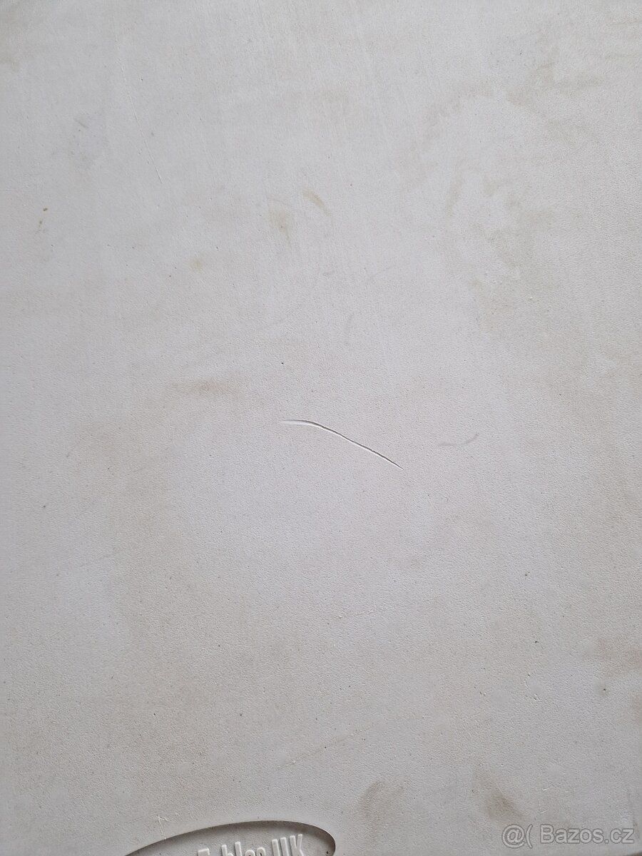 Vyřazené stoly catering - 5