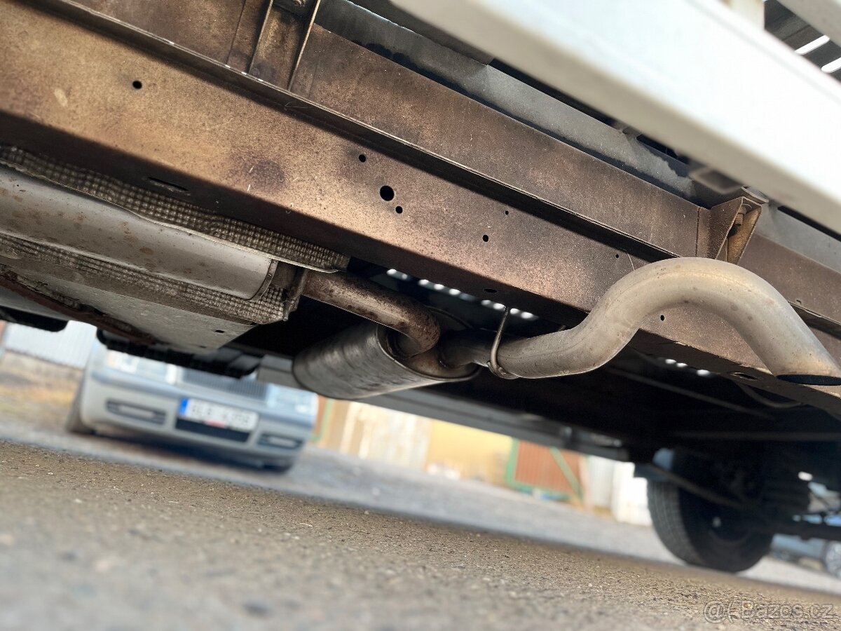 Odtahovka Renault Master 2.5dci Nová STK - 5