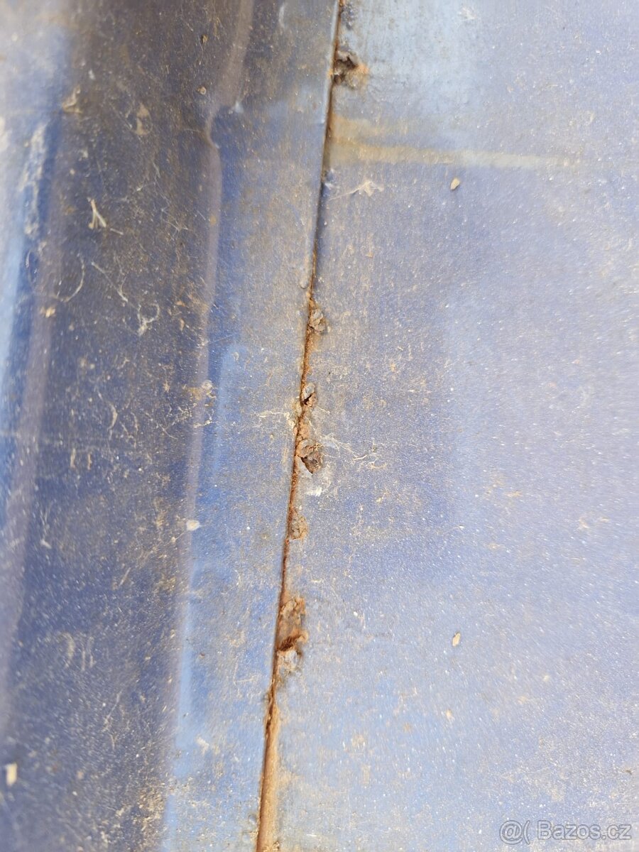 Zadní čelo Škoda 105, 120, 130 s výřezem na příčný výfuk - 5