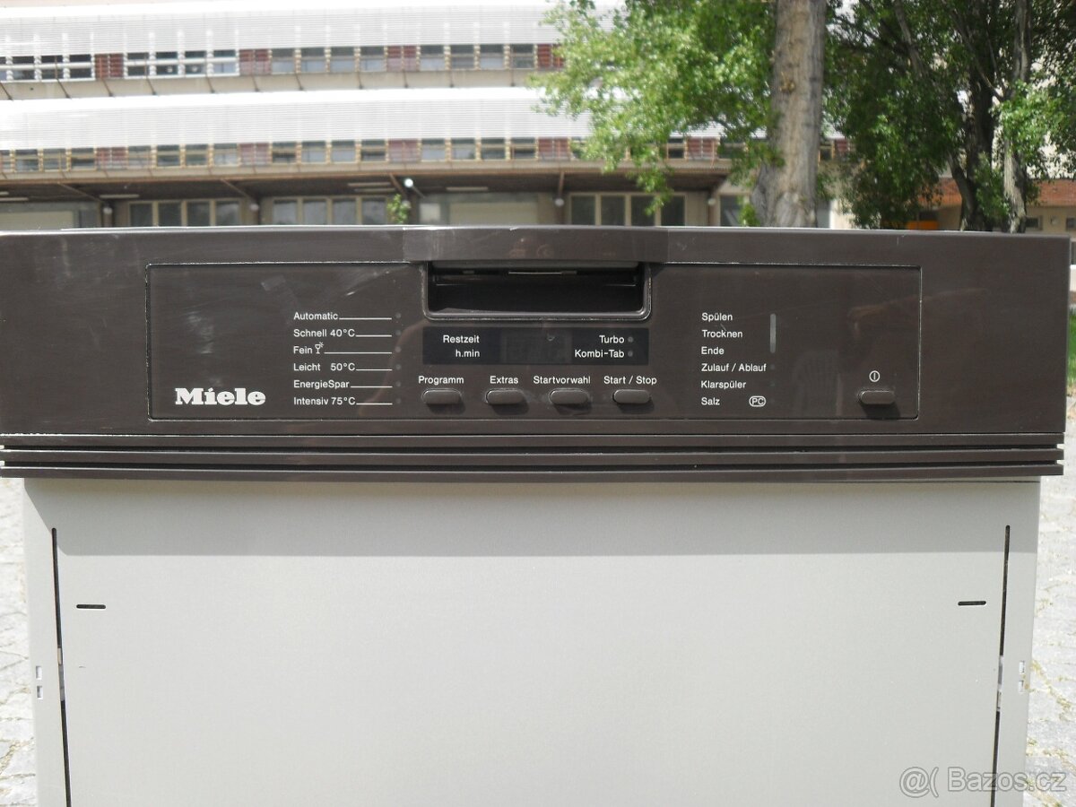 MIELE VESTAVNÁ MYČKA,PŘIHRÁDKA NA PŘÍBORY,LCD,TURBO,TOP ZNAČ - 5