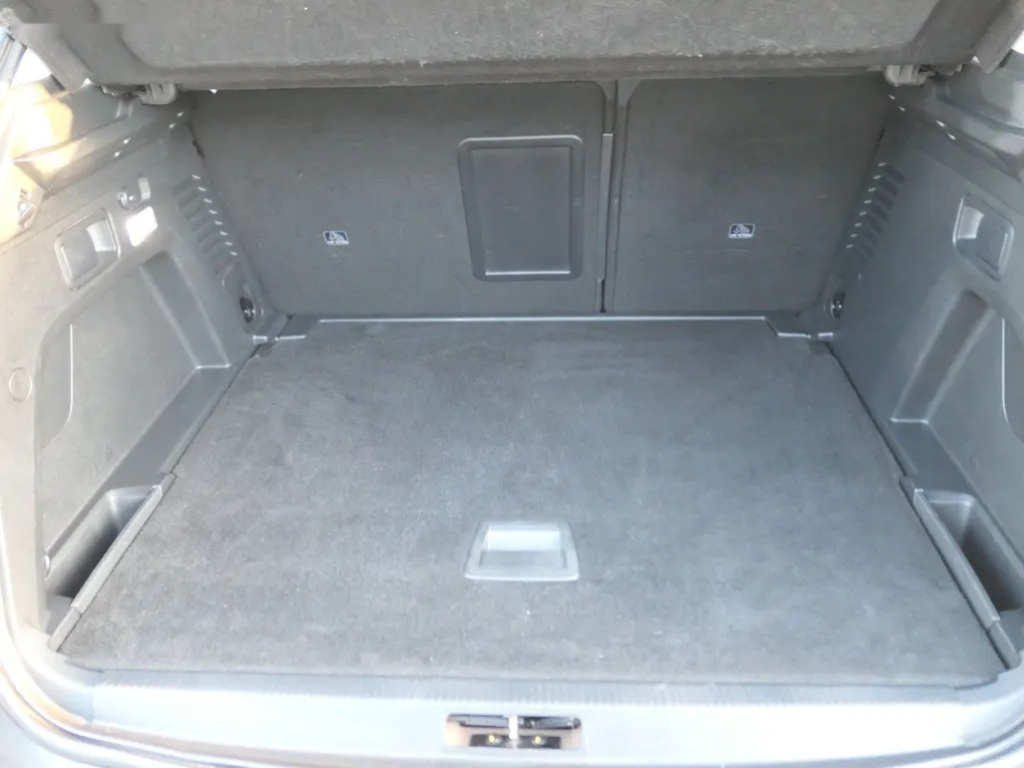 Peugeot 3008, ACTIVE 1.6 BHDi 120 Navi - 5