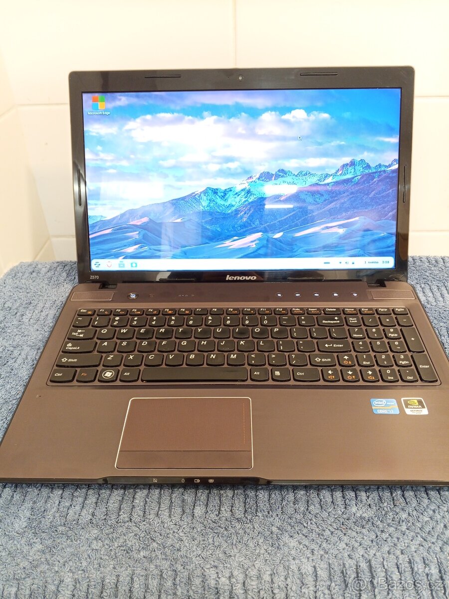Notebook Lenovo IdeaPad Z570 - 5