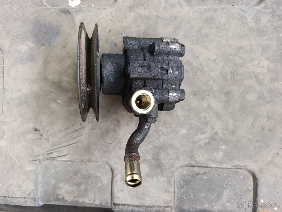 Nissan Navara D22 -motor - 5