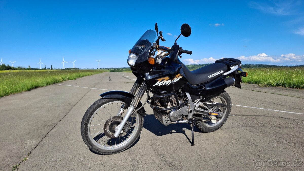 Honda Dominator NX 650, 2002 - 5