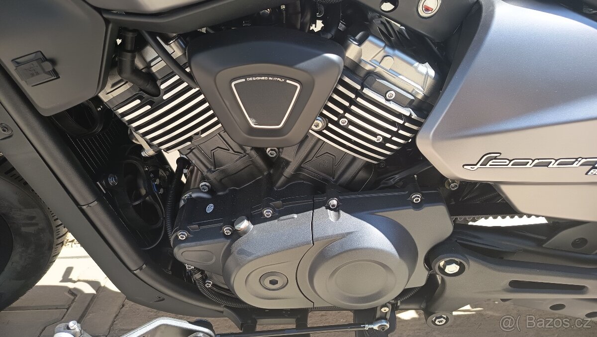 Benelli Leoncino Bobber 400 - 5