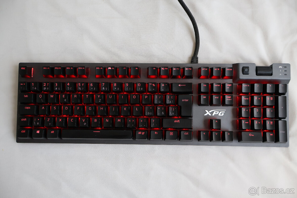 MECHANICKÁ KLÁVESNICE ADATA XPG SUMMONER 5A-BKCCZ, CZ - 5