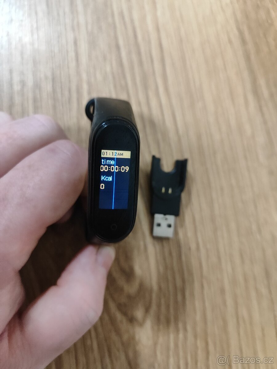 Prosím fitness náramek s kroky, tep, spánek kalorie apod. - 5