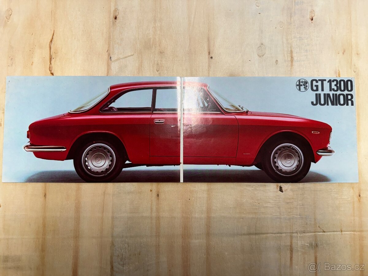 Alfa Romeo 1300 Junior, 1750 Saloon - 5