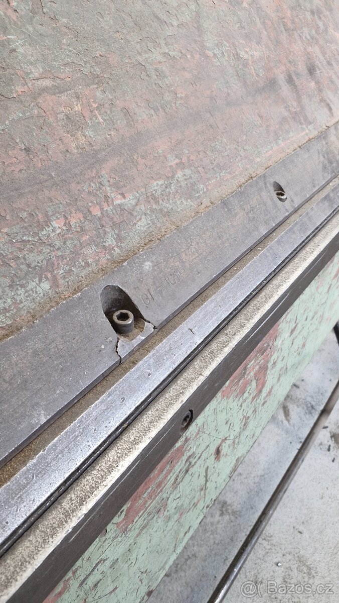 Ohýbačka plechu XK-2000/2 A - 5