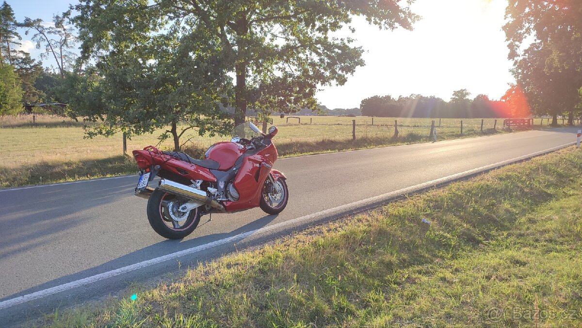 Honda CBR 1100 XX - 5
