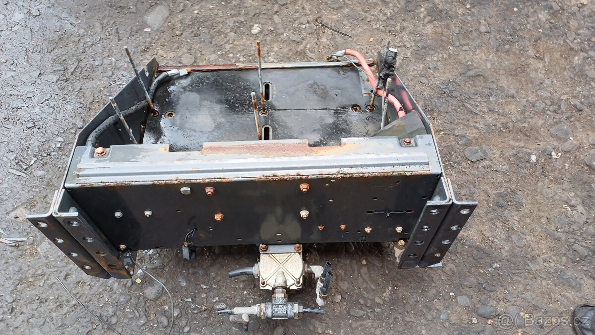 VOLVO FM 12 420 r.v.2005 - 5