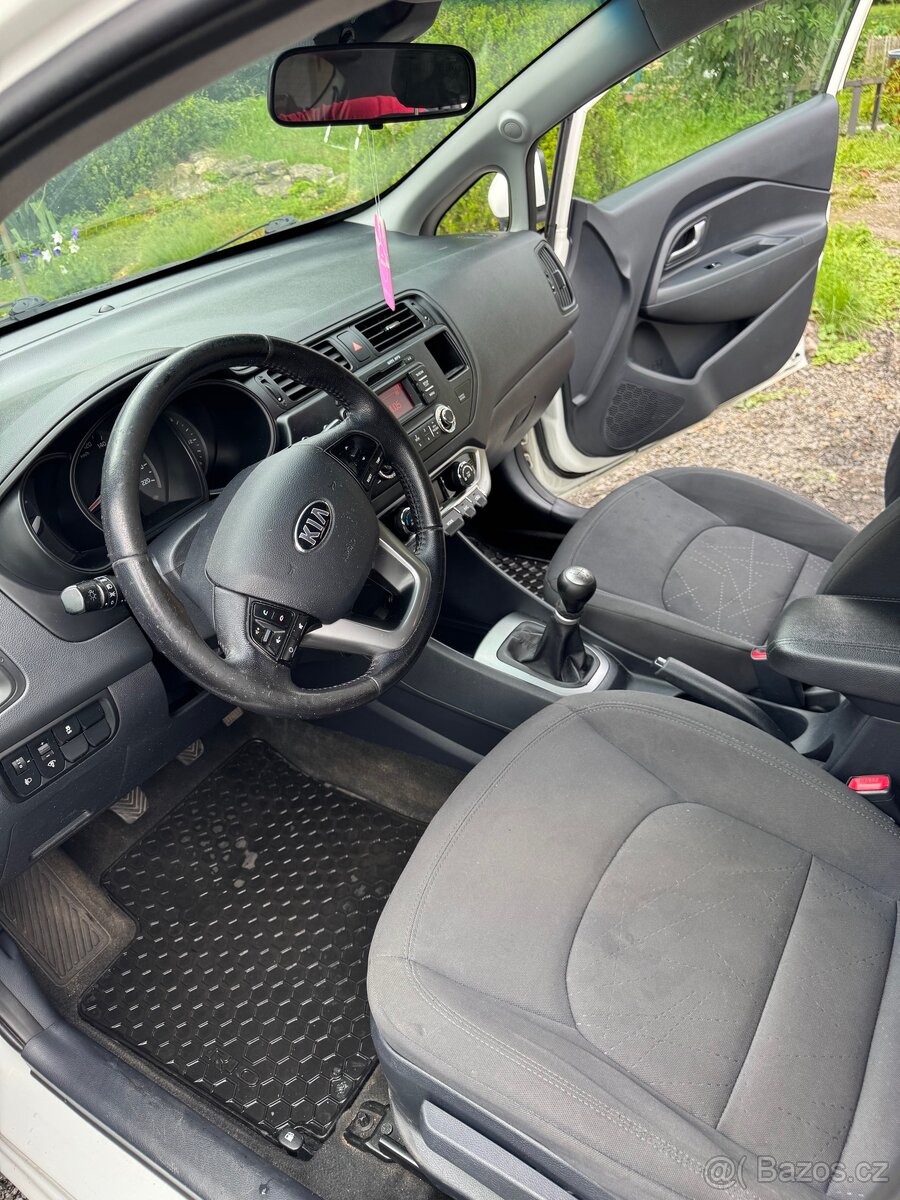Kia Rio 1.2 2012 - 5