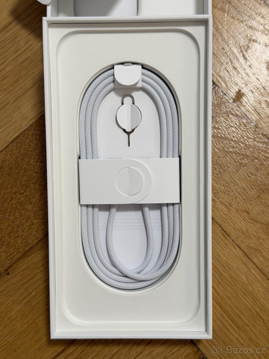 iPhone 16 Pro Max 256GB Natural. 98%Baterie + Sklo - 5