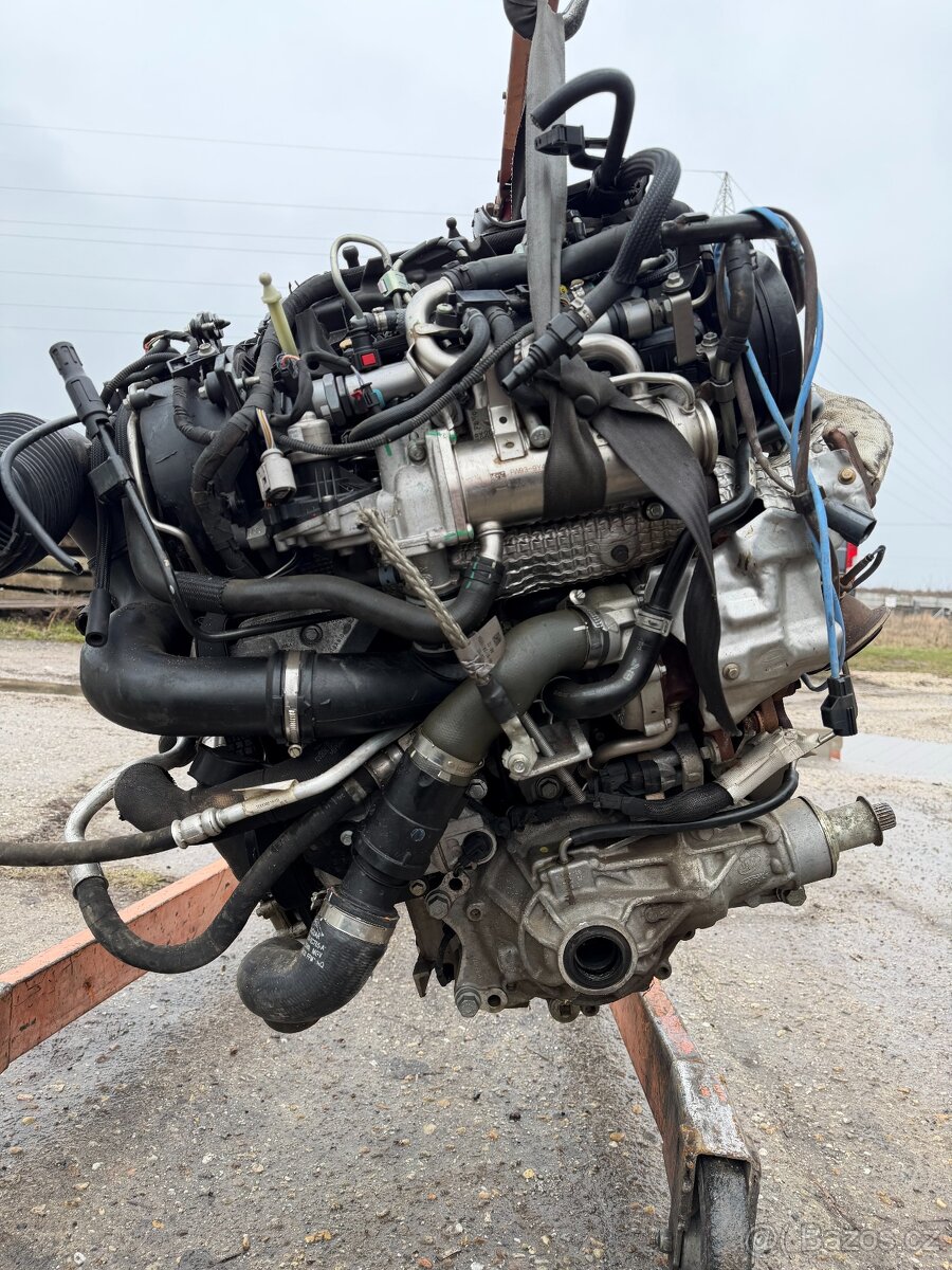 ---LAND ROVER RANGE ROVER 3.0 V6 BiTURBO VELAR DISCOVERY V-- - 5