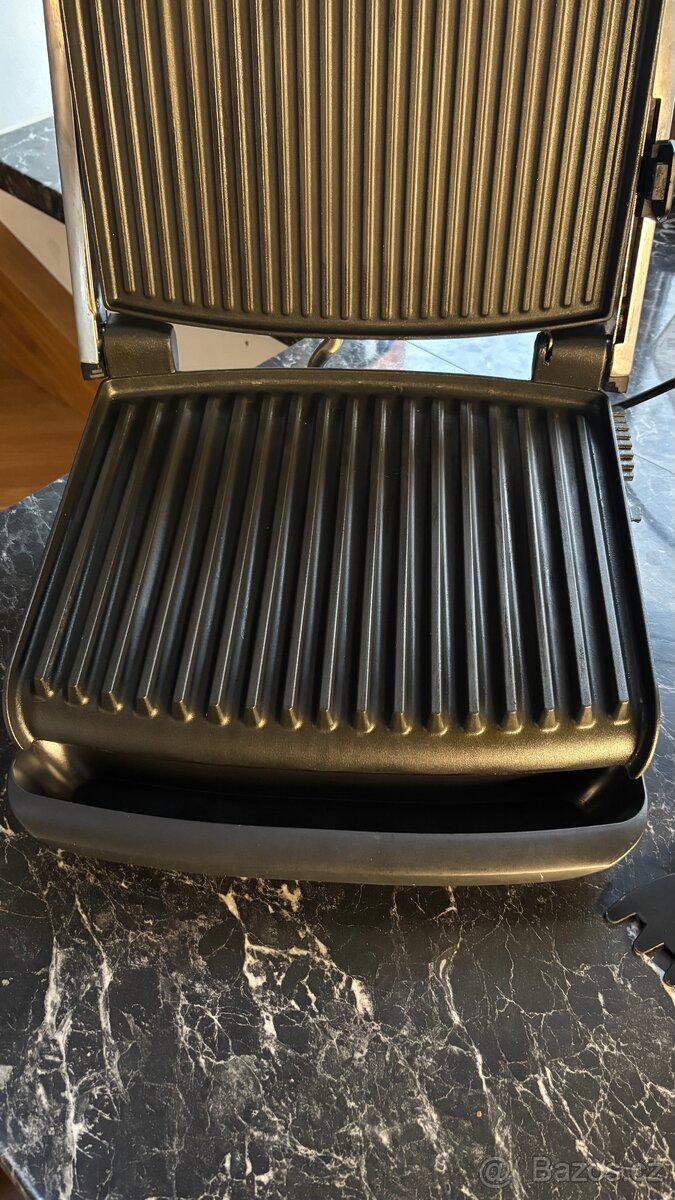 Kontaktní gril Catler - 5