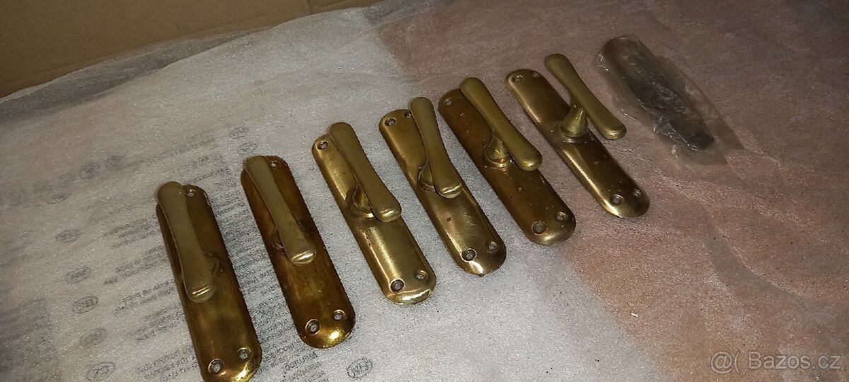 Starožitné Mosazné kliky do oken - 5