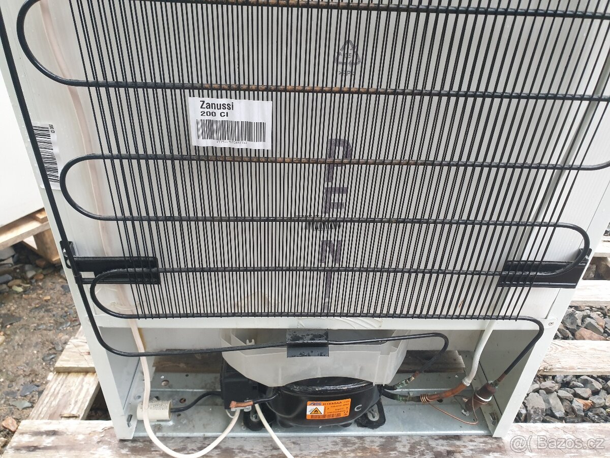 Lednička Zanussi - 5