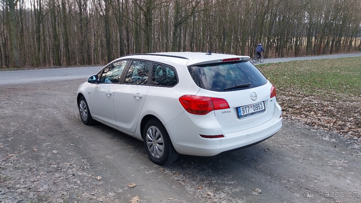 Opel Astra J 1.3TDCi - 5