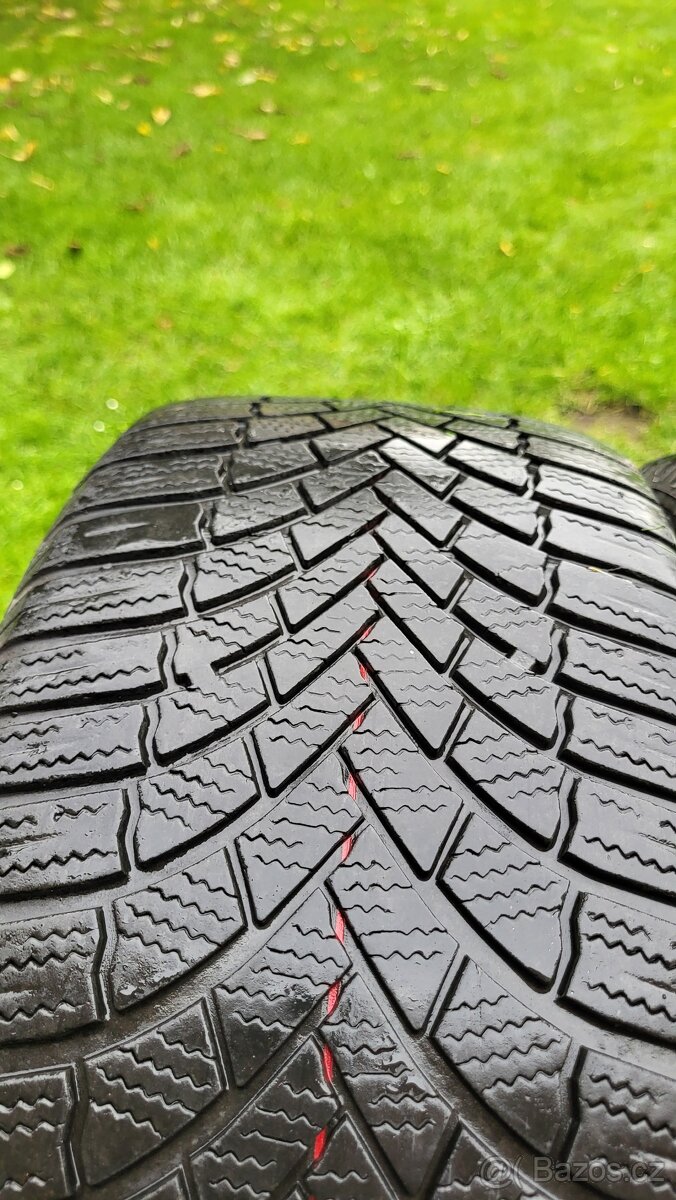 215/50/17 zimní pneu BRIDGESTONE - 5