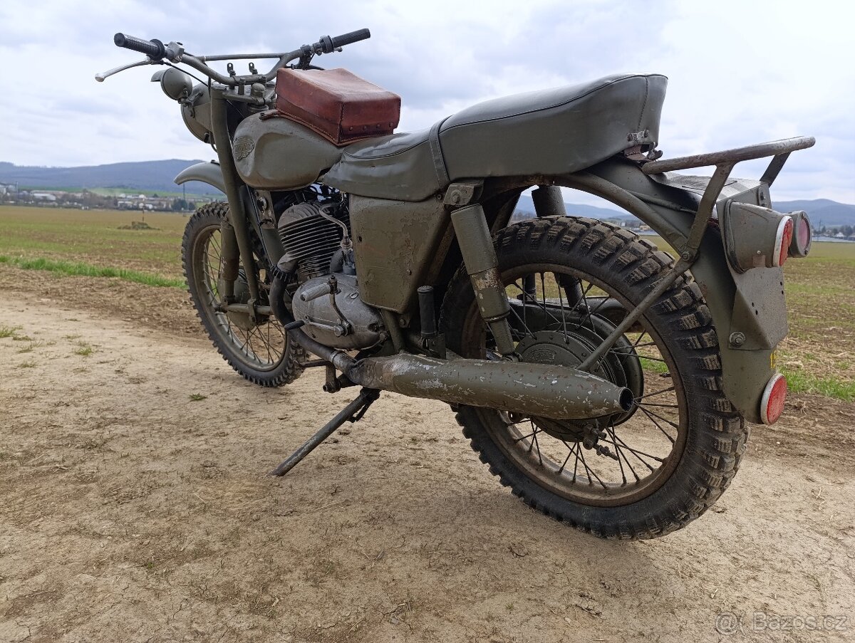 Jawa-monark 350 - 5