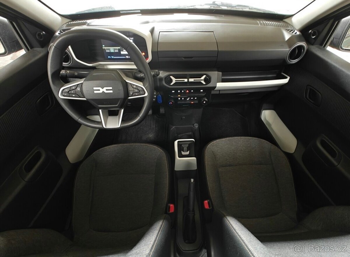 Dacia Spring - 5