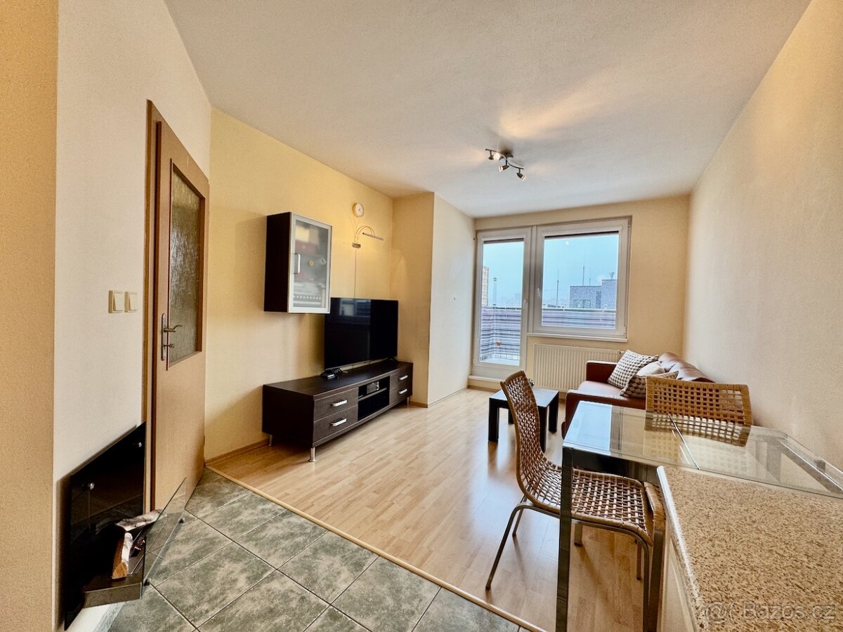 Prodej bytu 2+kk - 5