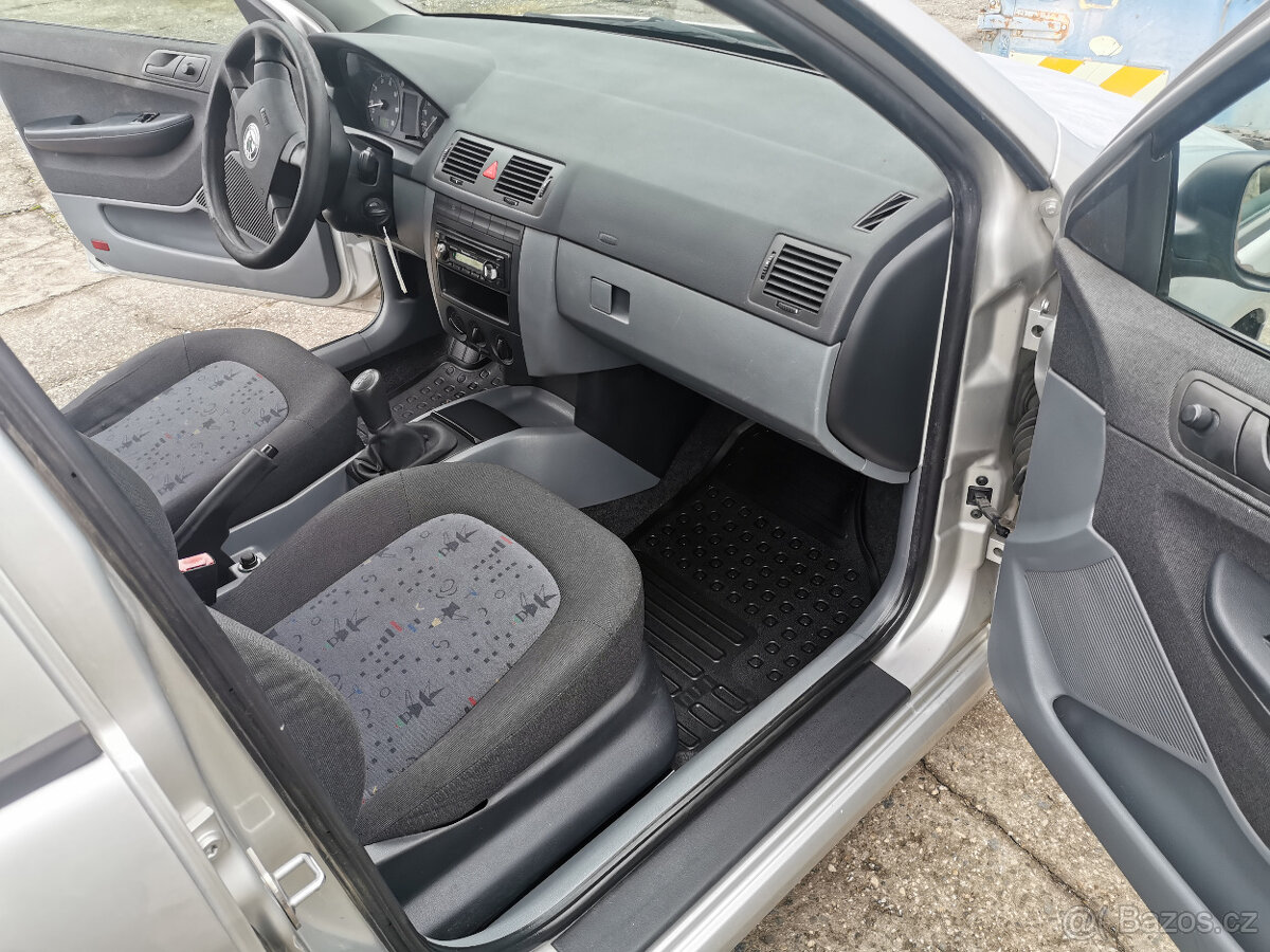 Škoda fabie - 5