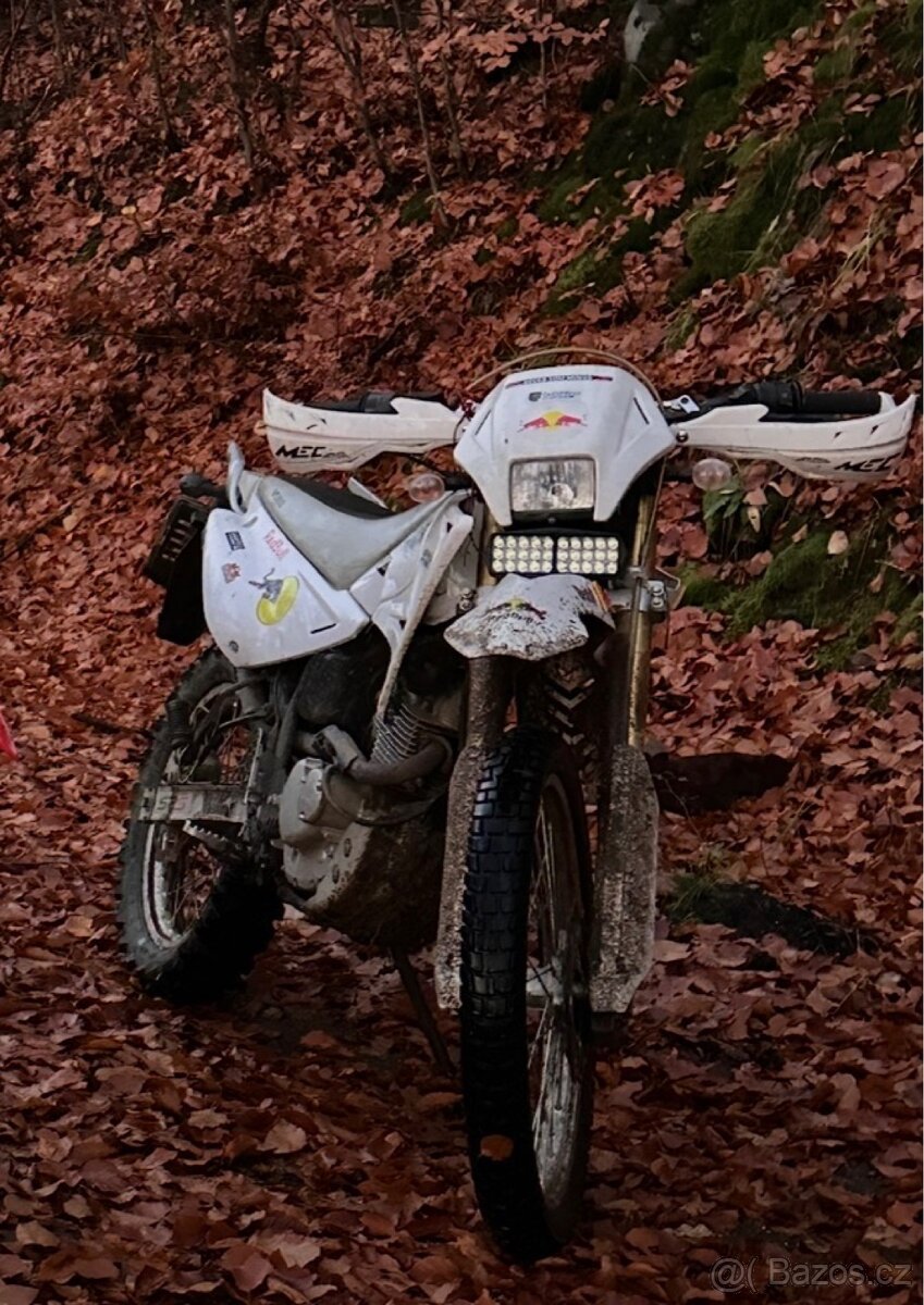 Yuki TR 125 - 5