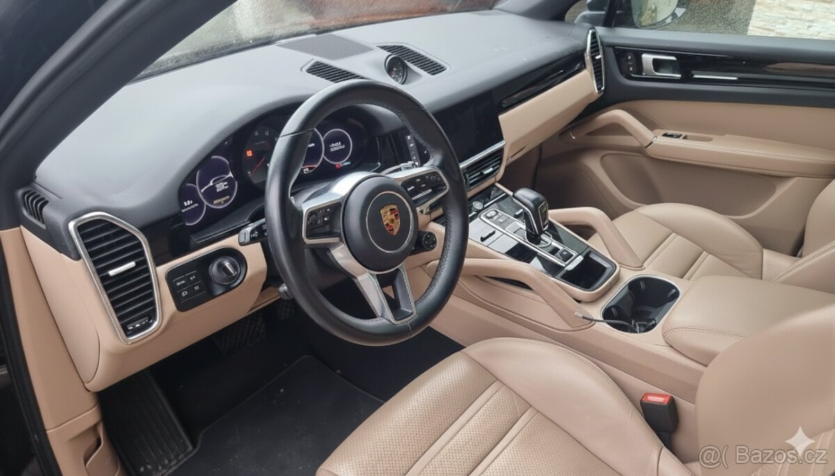 Porsche Cayenne Coupé 3.0 - 5