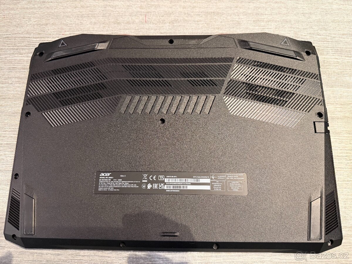 Herní notebook Acer Nitro 5 (AN515-56-59FL) černý - 5