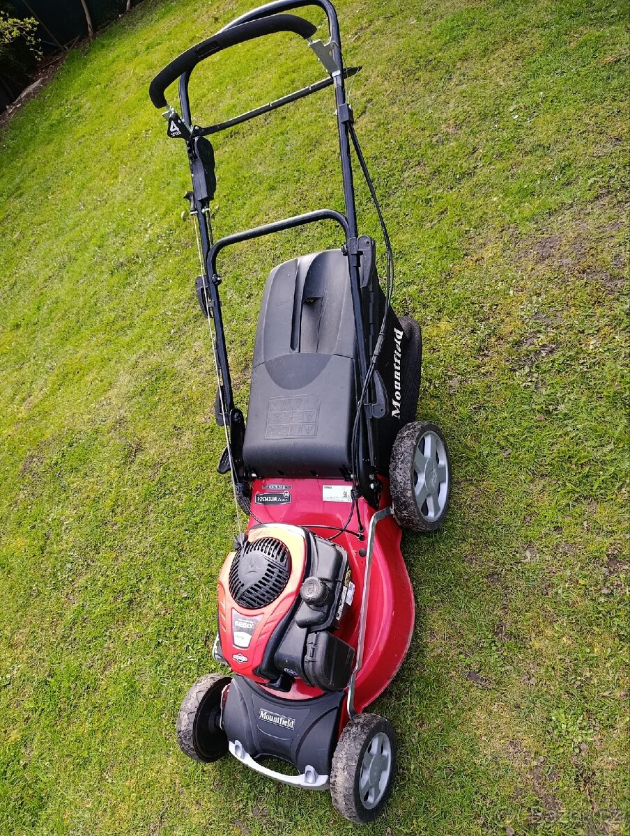 Benzínová sekačka Mountfield s pojezdem - 5