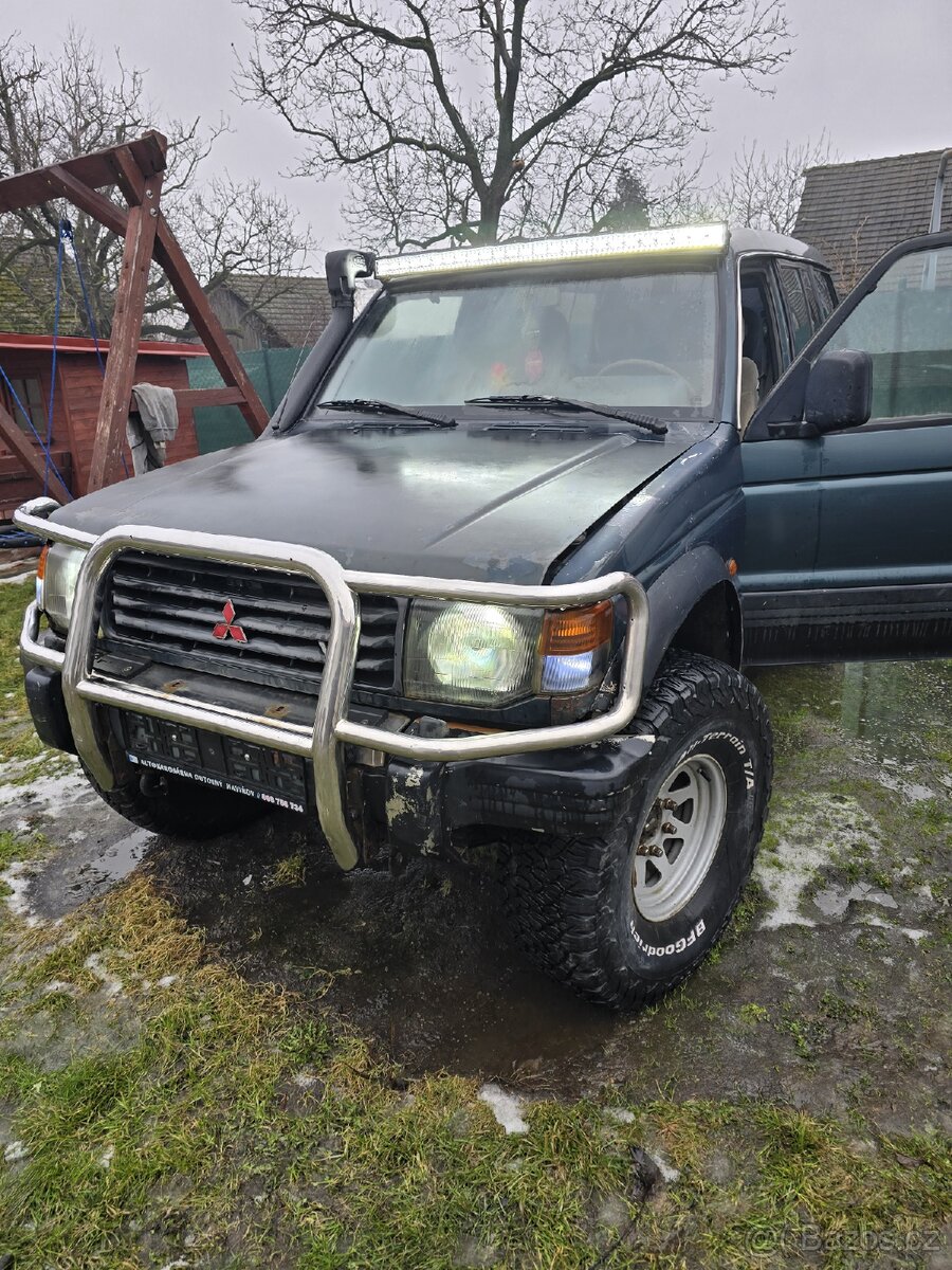 Mitsubishi pajero 2 - 5