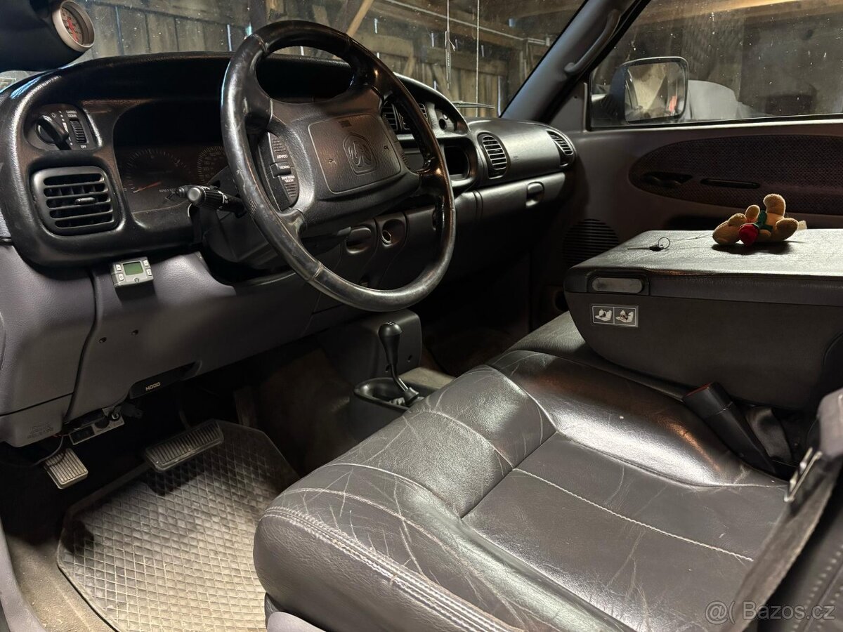 Dodge RAM 2500 Cummins 4x4
