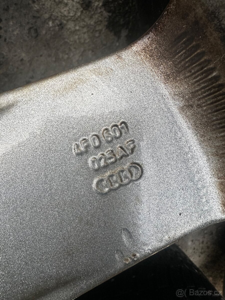 Kola s pneu 225/45r17 AUDI R17 original 5x112 7.5j - 5