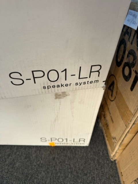 Regálové reproduktory ve vysokém klavírním lesku Pioneer - 5